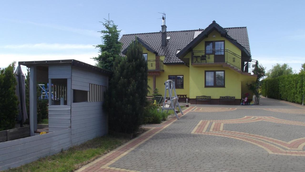 Pokoje Typu Studio Olszyna 27 尤斯托尼莫斯基 外观 照片