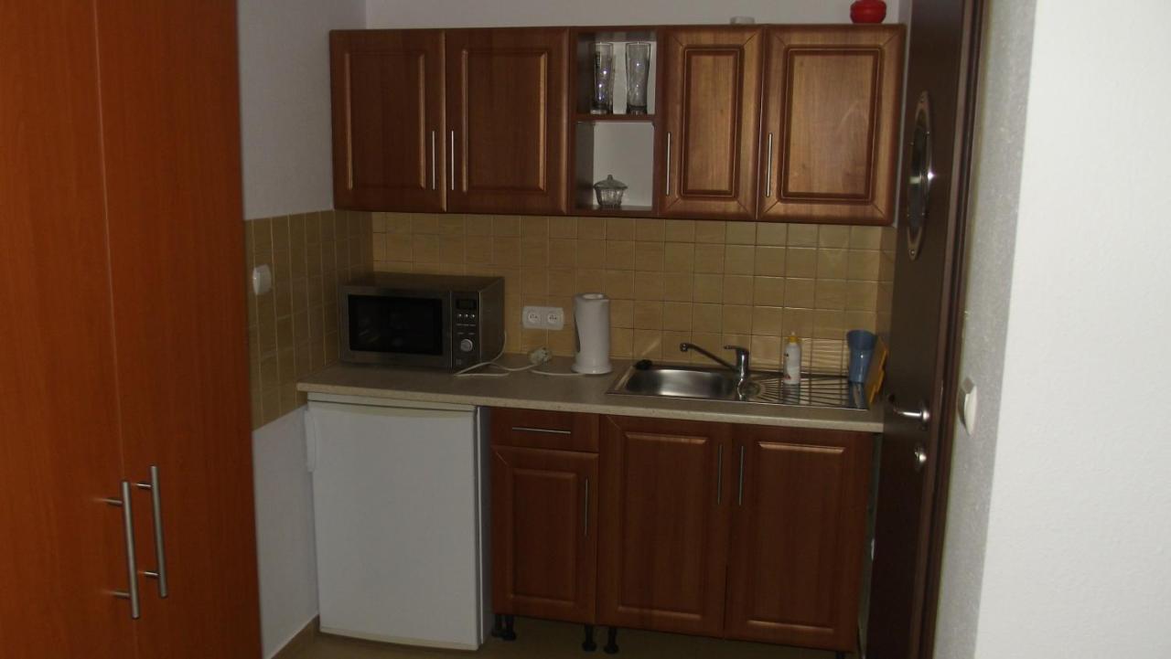 Pokoje Typu Studio Olszyna 27 尤斯托尼莫斯基 外观 照片